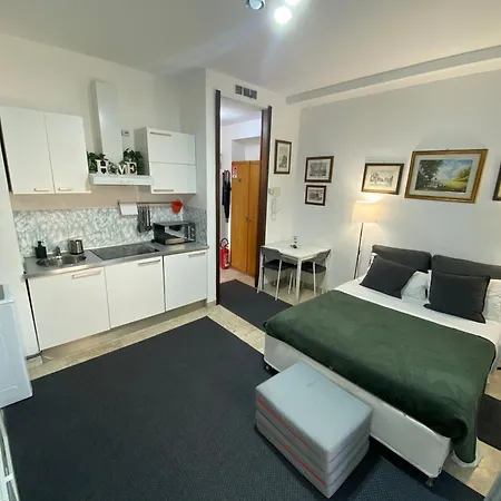 Short Rent Porta Vittoria Apartment